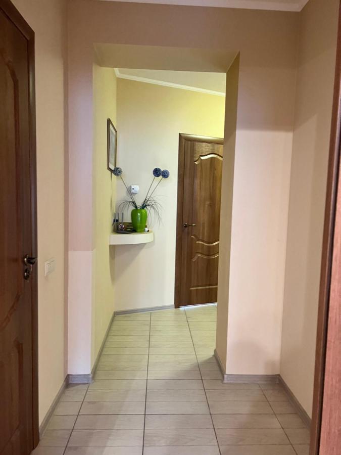 Apartaments Sichovyh Strilciv 68A Ивано-Франкивск Екстериор снимка